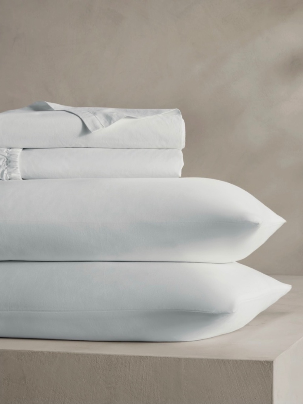 BR Home White Sateen Queen Size Bedsheets Set